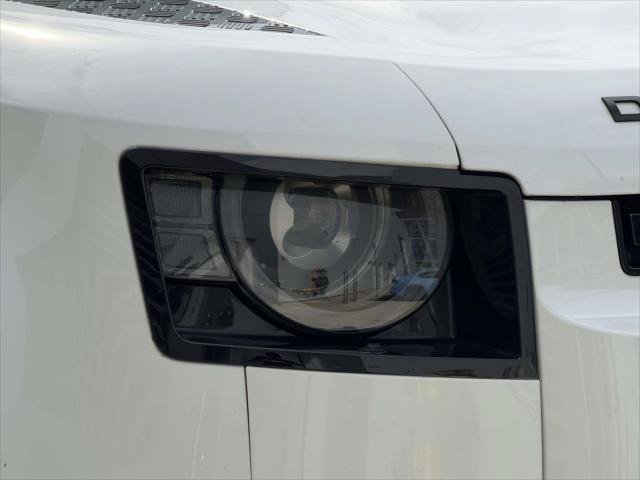 Used 2023 Land Rover Defender 110 S AWD/4WD image 12