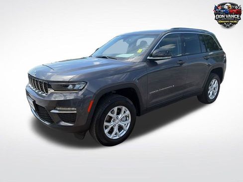 Used 2023 Jeep Grand Cherokee Limited AWD/4WD image 1