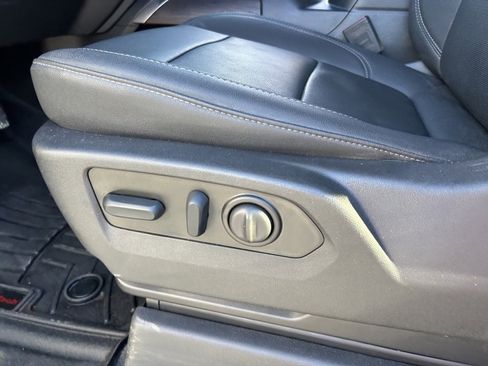 Used 2023 GMC Sierra 3500 SLT w/ SLT Premium Package image 53