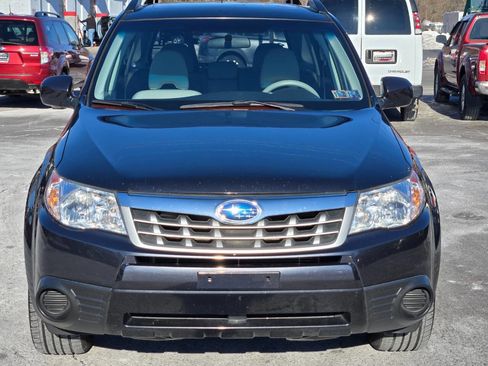 Used 2011 Subaru Forester 2.5X Premium w/ All-Weather Pkg image 4