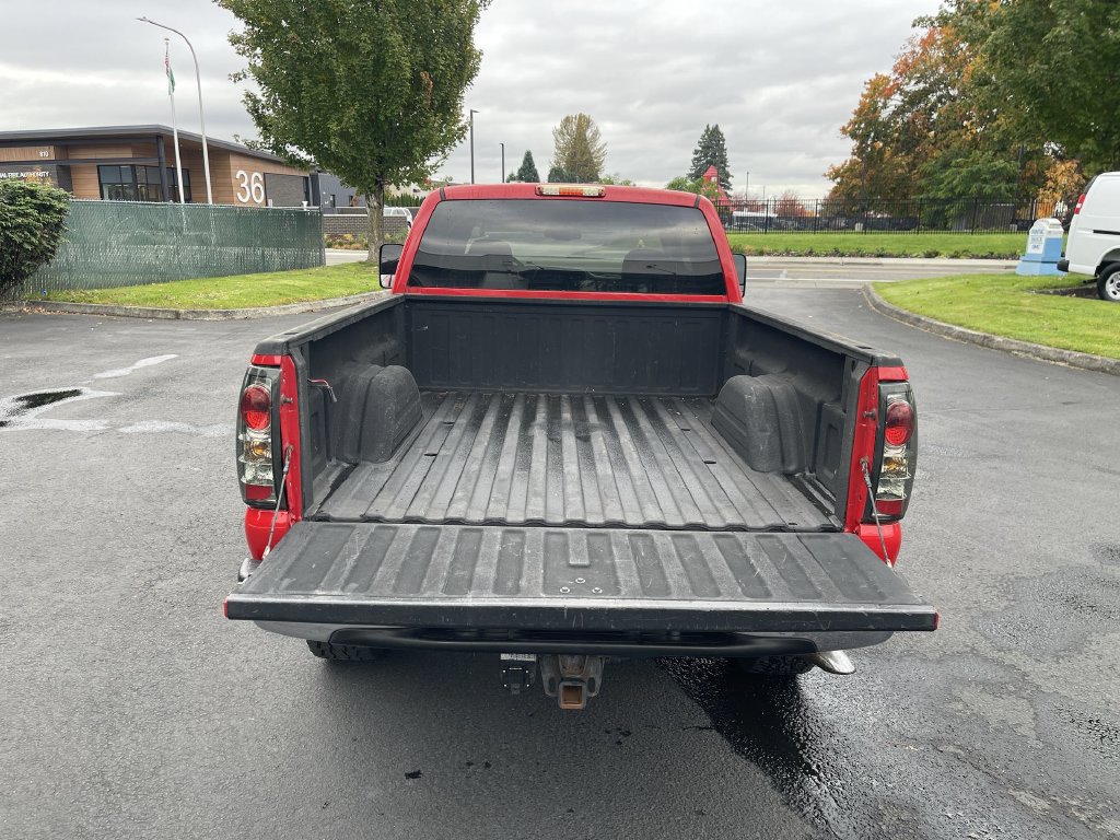 Used 2004 GMC Sierra 2500 SLE w/ Heavy-Duty Power Package AWD/4WD image 23