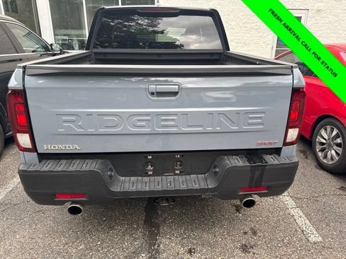 Used 2025 Honda Ridgeline Sport+ image 8