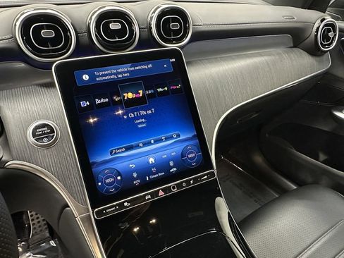 Certified 2025 Mercedes-Benz GLC 300 4MATIC image 30