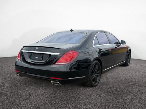 Used 2017 Mercedes-Benz S 550 Sedan image 5