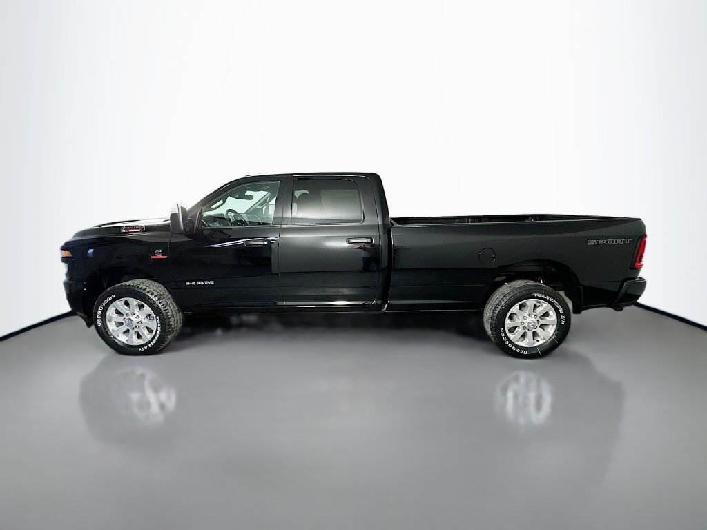 New 2026 RAM 2500 Big Horn AWD/4WD image 4