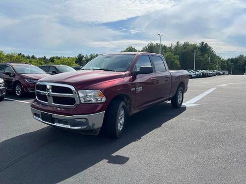 Used 2021 RAM 1500 Classic SLT AWD/4WD image 5