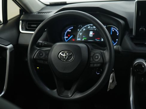 Used 2025 Toyota RAV4 LE image 14