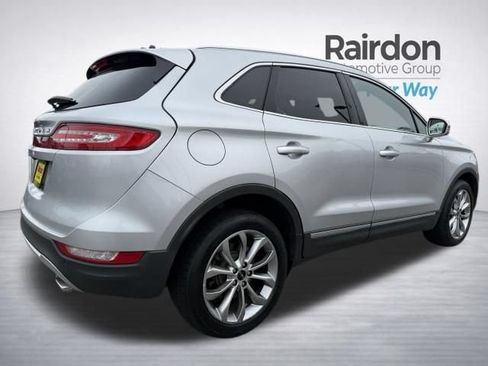 Used 2017 Lincoln MKC Select w/ Select Plus Package AWD/4WD image 7