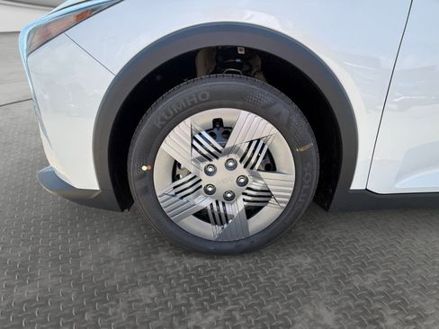 New 2026 Kia K4 FWD image 9