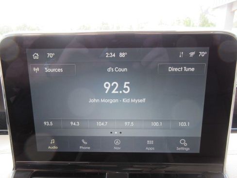 Used 2021 Lincoln Navigator Reserve w/ Luxury Package AWD/4WD image 25