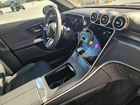 New 2026 Mercedes-Benz GLC 300 4MATIC image 11