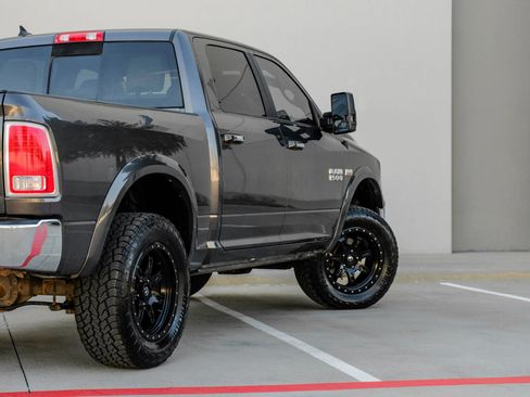 Used 2015 RAM 1500 Laramie w/ Convenience Group image 13