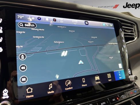 New 2026 Jeep Grand Wagoneer 4WD image 30