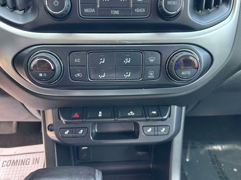 Used 2017 Chevrolet Colorado LT w/ Luxury Package, Chrome AWD/4WD image 12