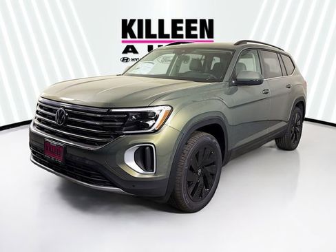 New 2026 Volkswagen Atlas SE FWD image 3