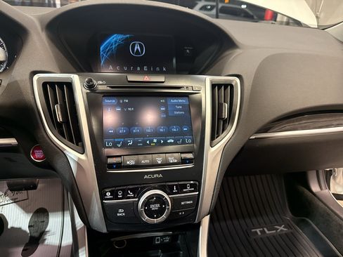 Used 2018 Acura TLX w/ Advance Package AWD/4WD image 20