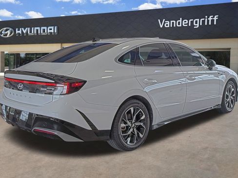 Used 2024 Hyundai Sonata SEL FWD image 3