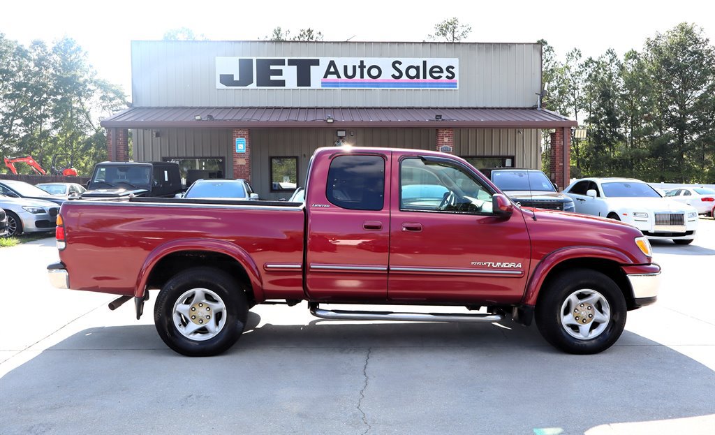 Used 2000 Toyota Tundra Limited RWD image 8