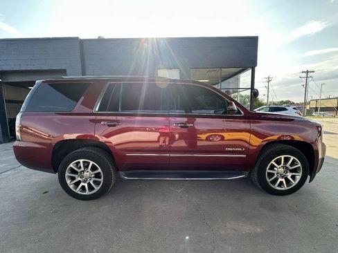 Used 2017 GMC Yukon Denali w/ Open Road Package RWD image 9