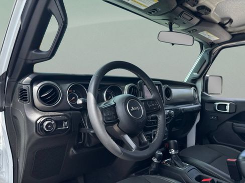Used 2023 Jeep Wrangler Sport AWD/4WD image 18