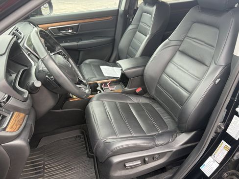Used 2021 Honda CR-V Touring image 11