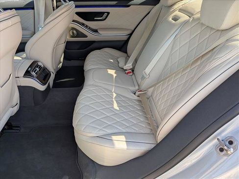 Certified 2024 Mercedes-Benz S 580 4MATIC Sedan image 17