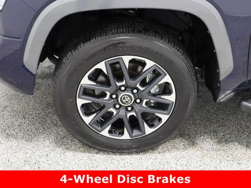 Used 2023 Toyota Tundra Limited image 11