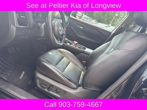 Used 2022 Nissan Rogue SL AWD/4WD image 14