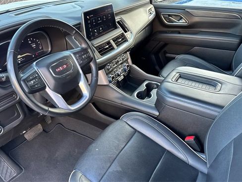 Used 2023 GMC Yukon SLT image 10