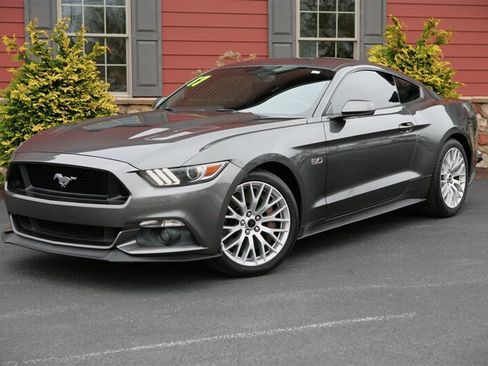 Used 2017 Ford Mustang GT Premium w/ GT Performance Package image 1