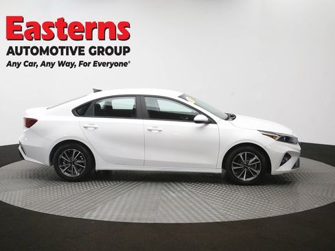 Used 2022 Kia Forte LXS FWD image 44