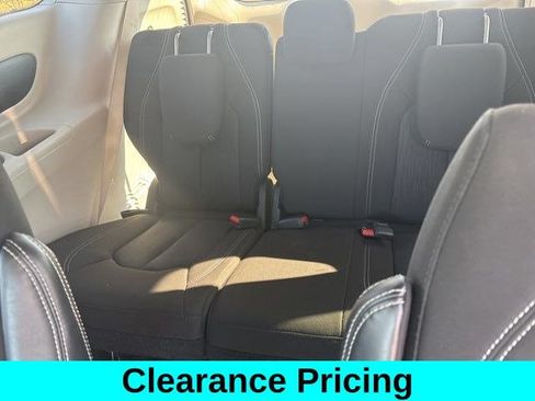 Used 2023 Chrysler Voyager LX FWD image 31