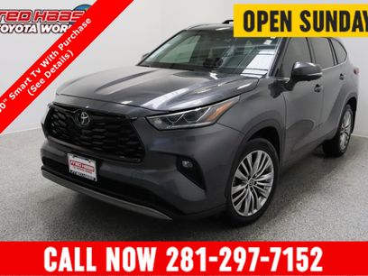 Used 2023 Toyota Highlander Platinum