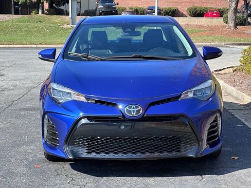 Used 2018 Toyota Corolla SE FWD image 3