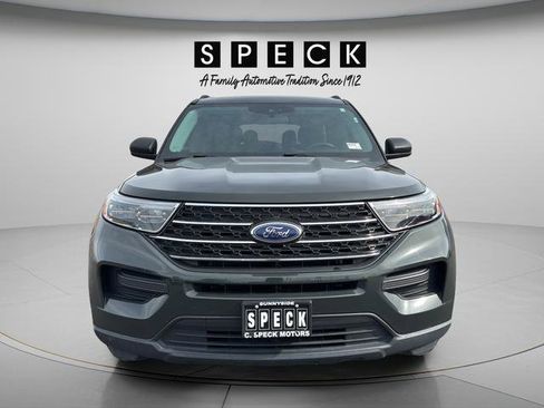 Used 2022 Ford Explorer XLT AWD/4WD image 8