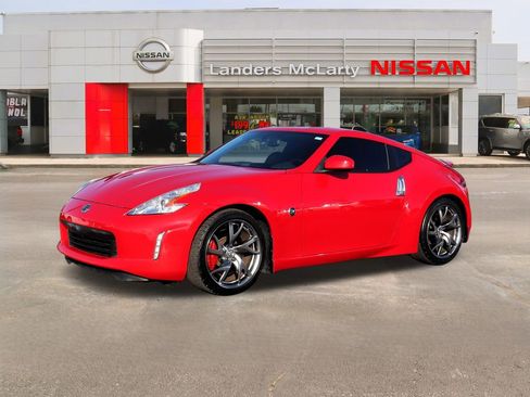 Used 2014 Nissan 370Z Touring w/ Sport Package image 7