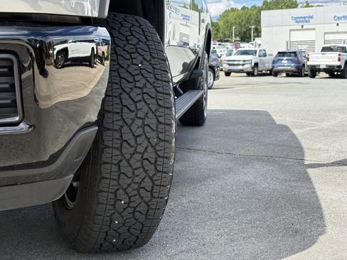 Used 2026 Chevrolet Silverado 2500 Custom AWD/4WD image 26