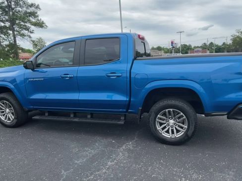 Used 2023 Chevrolet Colorado LT w/ LT Convenience Package RWD image 6