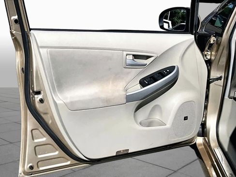 Used 2011 Toyota Prius Three w/ Navigation Pkg FWD image 21