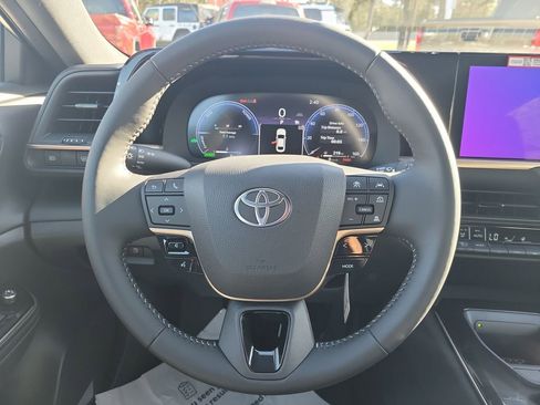 New 2026 Toyota Crown XLE image 22