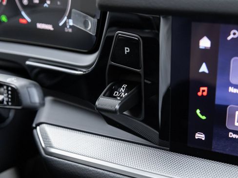 Certified 2026 Porsche Cayenne Coupe AWD/4WD image 18
