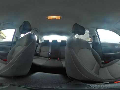 Used 2024 Kia Forte LXS image 39