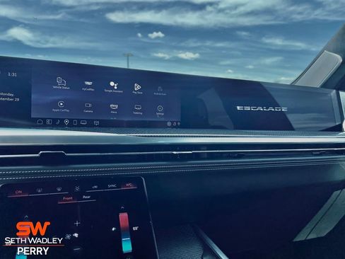 Used 2025 Cadillac Escalade V image 23