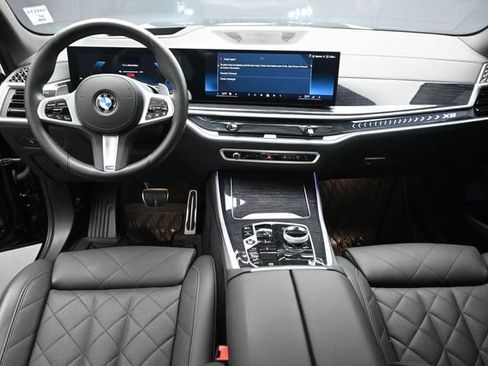 Used 2025 BMW X5 xDrive40i w/ Executive Package AWD/4WD image 23