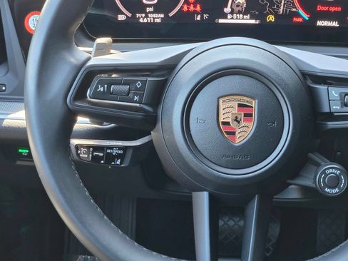 New 2026 Porsche Cayenne Coupe AWD/4WD image 17
