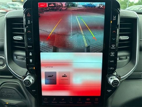 Used 2025 RAM 2500 Laramie image 29