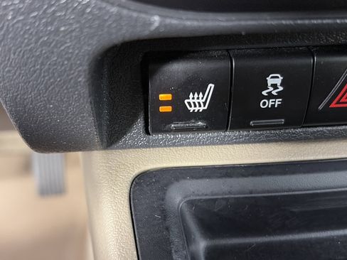 Used 2017 Jeep Patriot High Altitude AWD/4WD image 24