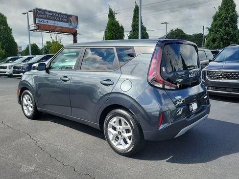 Certified 2024 Kia Soul LX w/ Option Group 015 FWD image 6