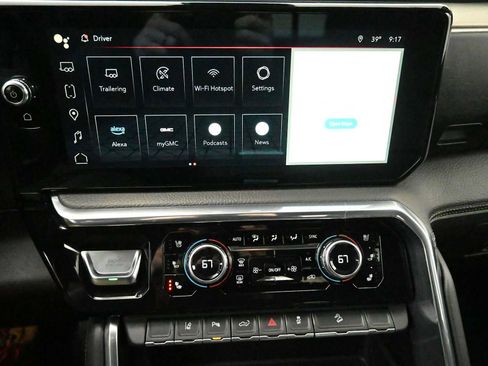 Used 2024 GMC Sierra 2500 Denali w/ Denali Reserve Package image 7