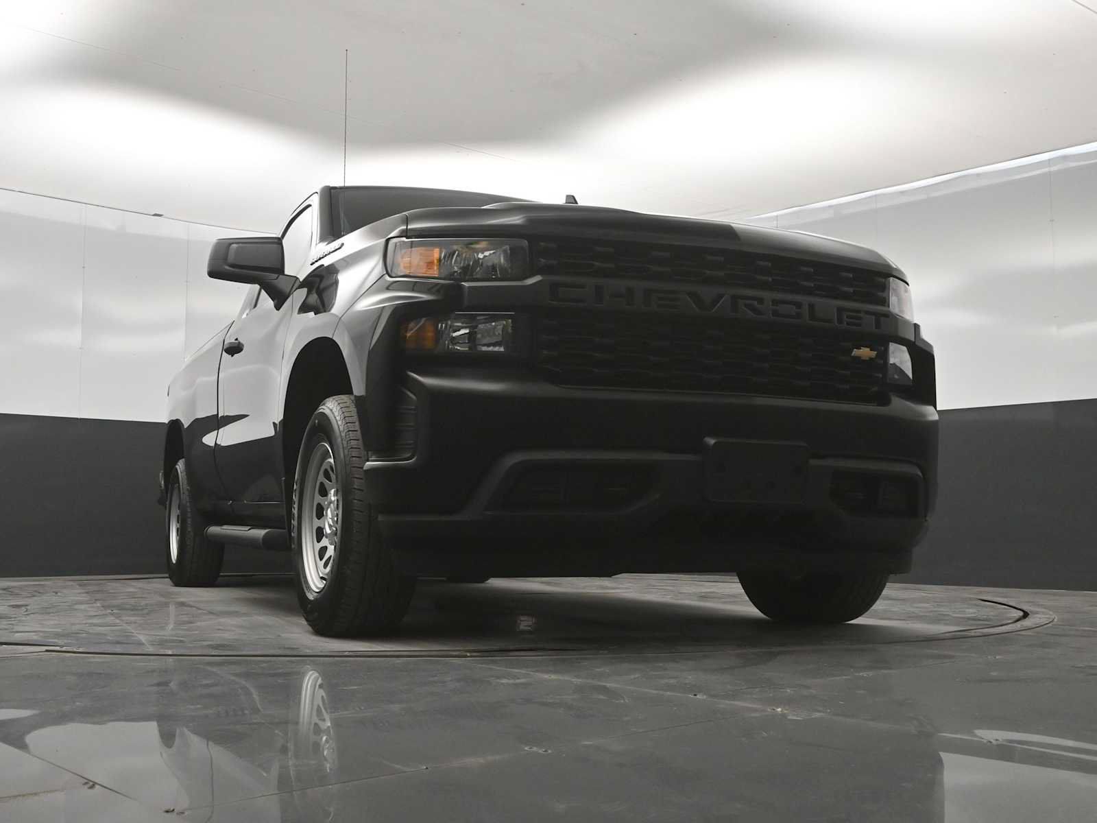 Used 2021 Chevrolet Silverado 1500 W/T w/ WT Value Package AWD/4WD image 32